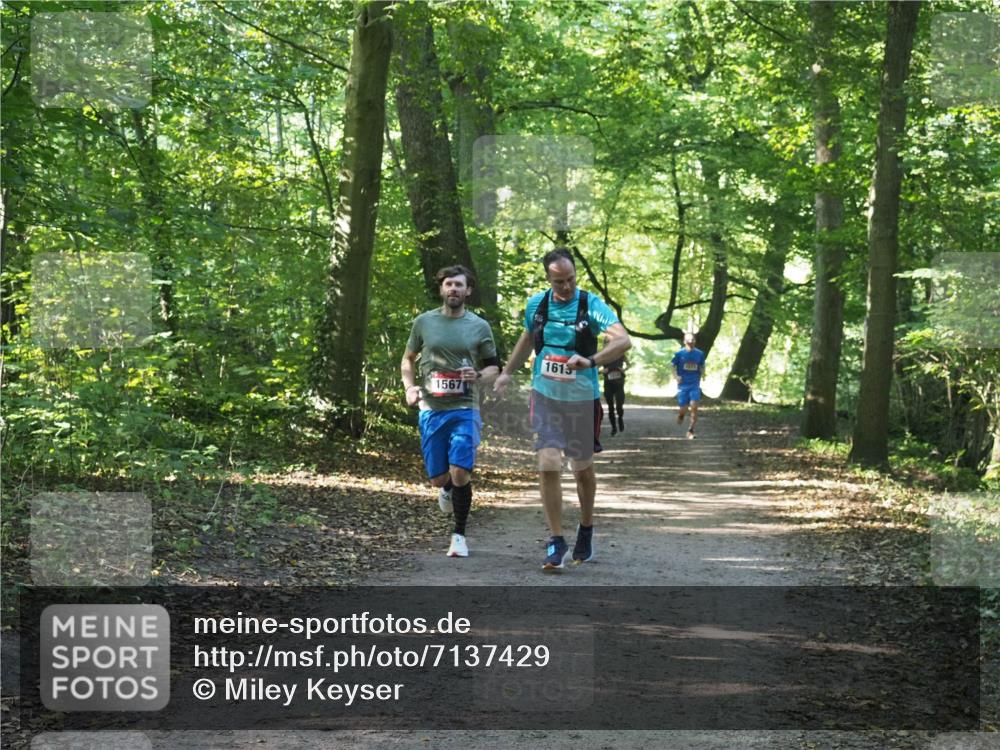 22.09.2024 - 32. Volkslauf durch das schöne Alstertal Miley Keyser http://msf.ph/oto/7137429 22.09.2024 10:20:48 Laufen 1567, 1613, 11859 meine-sportfotos.de