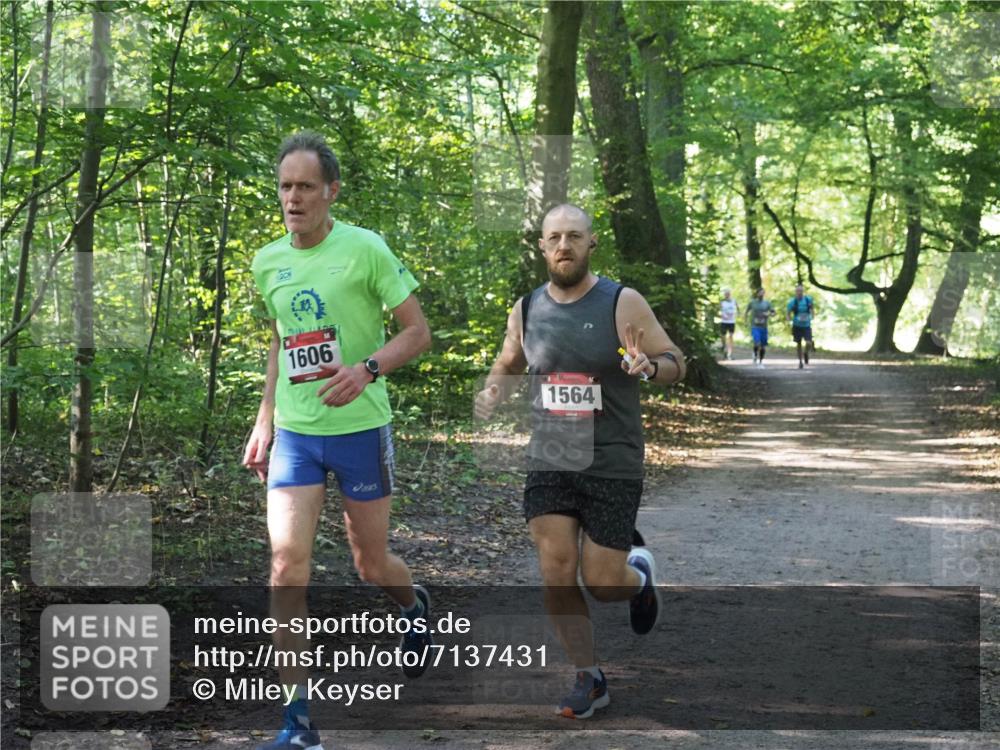 22.09.2024 - 32. Volkslauf durch das schöne Alstertal Miley Keyser http://msf.ph/oto/7137431 22.09.2024 10:20:40 Laufen 1606, 1564 meine-sportfotos.de