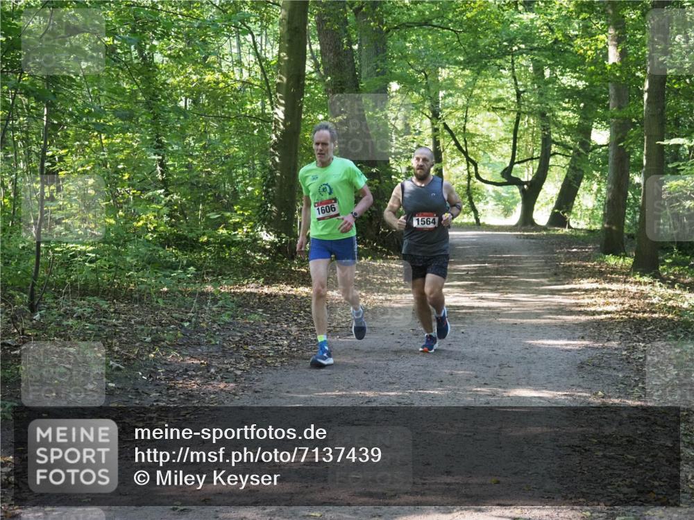 22.09.2024 - 32. Volkslauf durch das schöne Alstertal Miley Keyser http://msf.ph/oto/7137439 22.09.2024 10:20:38 Laufen 1606, 1564 meine-sportfotos.de