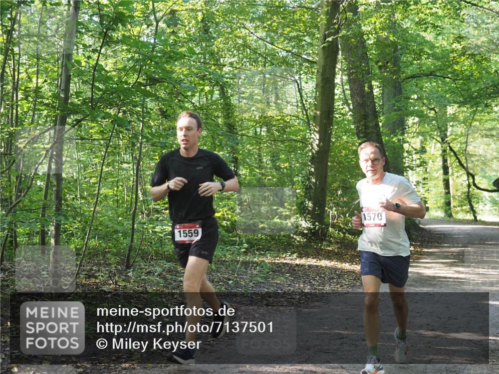 22.09.2024 - 32. Volkslauf durch das schöne Alstertal Miley Keyser http://msf.ph/oto/7137501 22.09.2024 10:20:00 Laufen 1559, 1570 meine-sportfotos.de
