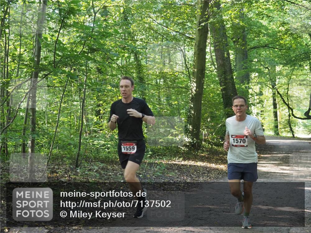 22.09.2024 - 32. Volkslauf durch das schöne Alstertal Miley Keyser http://msf.ph/oto/7137502 22.09.2024 10:20:00 Laufen 1559, 1570 meine-sportfotos.de