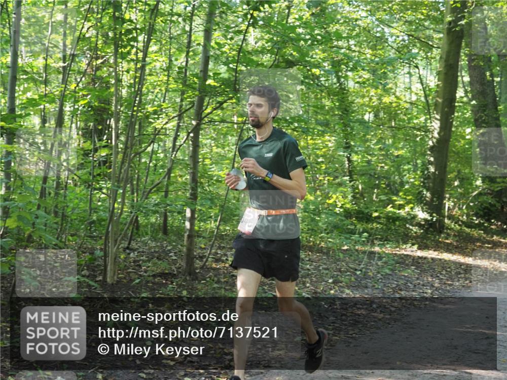 22.09.2024 - 32. Volkslauf durch das schöne Alstertal Miley Keyser http://msf.ph/oto/7137521 22.09.2024 10:19:51 Laufen 46 meine-sportfotos.de