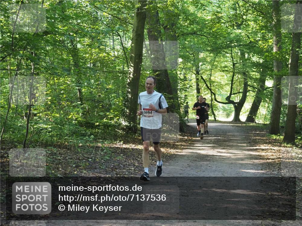 22.09.2024 - 32. Volkslauf durch das schöne Alstertal Miley Keyser http://msf.ph/oto/7137536 22.09.2024 10:19:45 Laufen 1694 meine-sportfotos.de