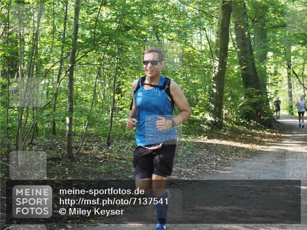 22.09.2024 - 32. Volkslauf durch das schöne Alstertal Miley Keyser http://msf.ph/oto/7137541 22.09.2024 10:19:38 Laufen  meine-sportfotos.de