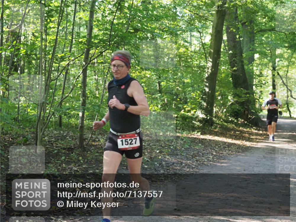 22.09.2024 - 32. Volkslauf durch das schöne Alstertal Miley Keyser http://msf.ph/oto/7137557 22.09.2024 10:19:22 Laufen 1527 meine-sportfotos.de