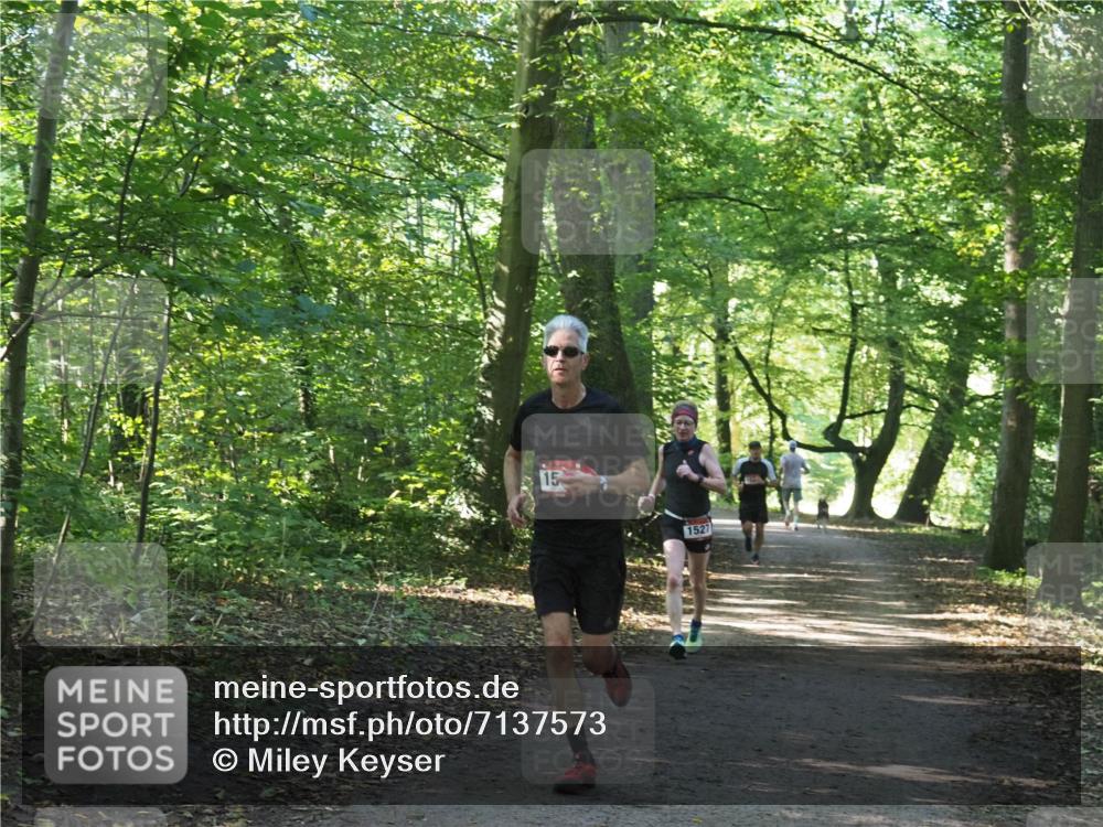 22.09.2024 - 32. Volkslauf durch das schöne Alstertal Miley Keyser http://msf.ph/oto/7137573 22.09.2024 10:19:20 Laufen 15, 1527 meine-sportfotos.de
