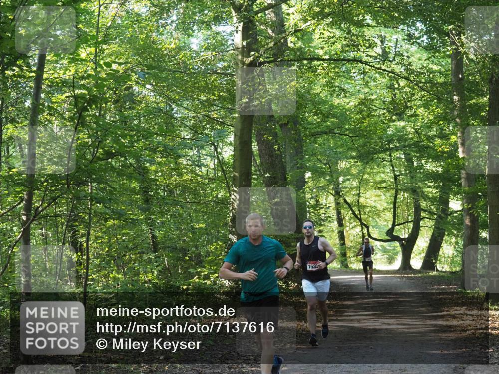 22.09.2024 - 32. Volkslauf durch das schöne Alstertal Miley Keyser http://msf.ph/oto/7137616 22.09.2024 10:18:46 Laufen 1532 meine-sportfotos.de