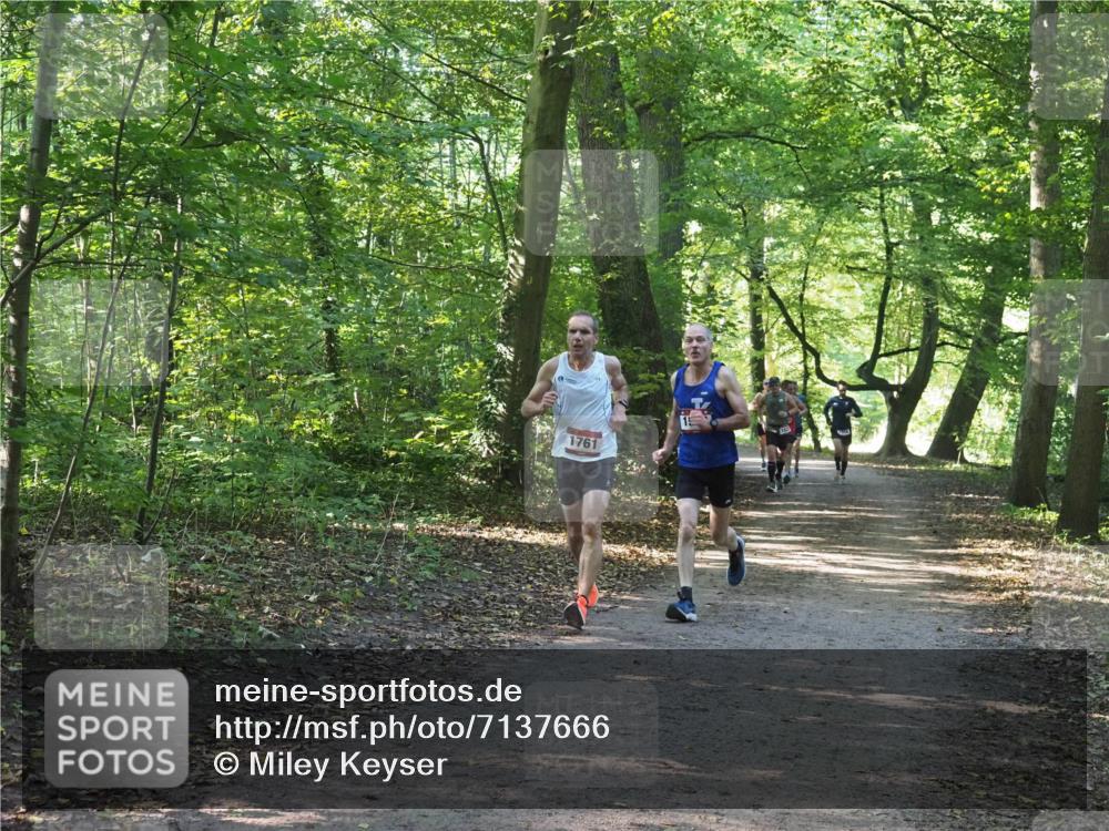 22.09.2024 - 32. Volkslauf durch das schöne Alstertal Miley Keyser http://msf.ph/oto/7137666 22.09.2024 10:18:25 Laufen 1761 meine-sportfotos.de