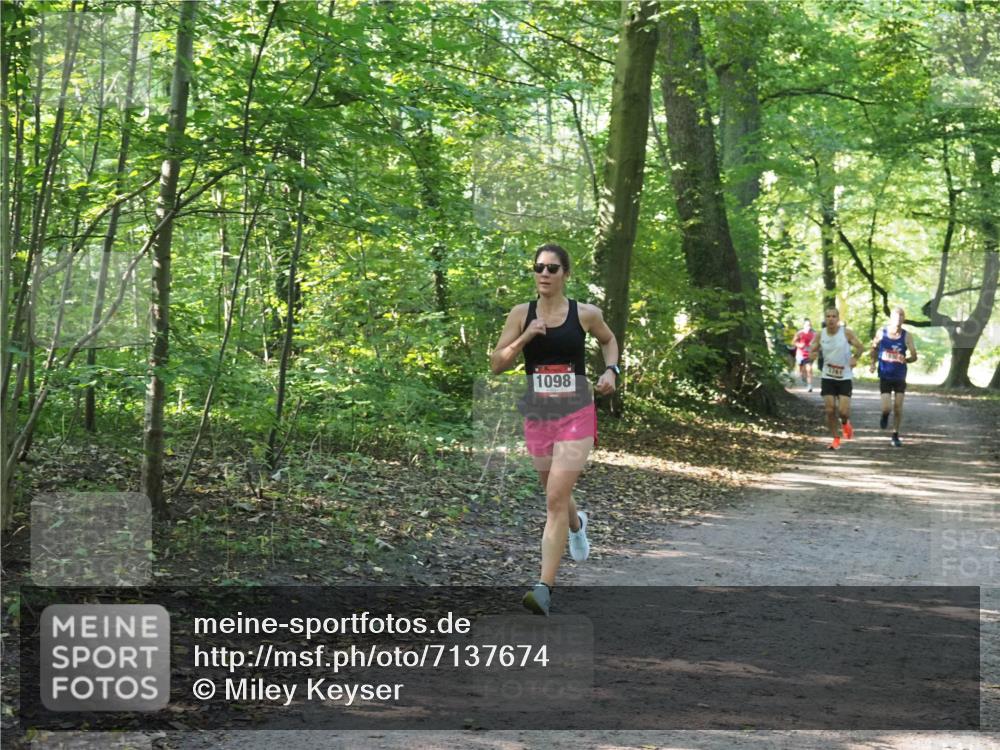22.09.2024 - 32. Volkslauf durch das schöne Alstertal Miley Keyser http://msf.ph/oto/7137674 22.09.2024 10:18:22 Laufen 1098 meine-sportfotos.de