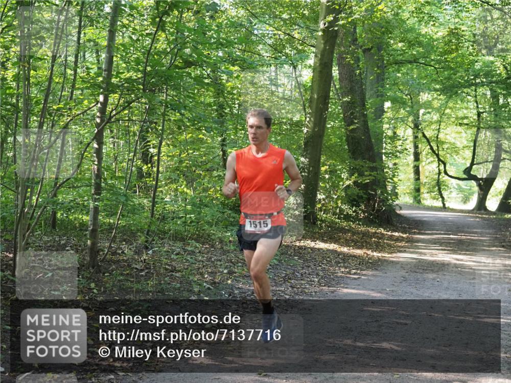 22.09.2024 - 32. Volkslauf durch das schöne Alstertal Miley Keyser http://msf.ph/oto/7137716 22.09.2024 10:17:26 Laufen 1515 meine-sportfotos.de