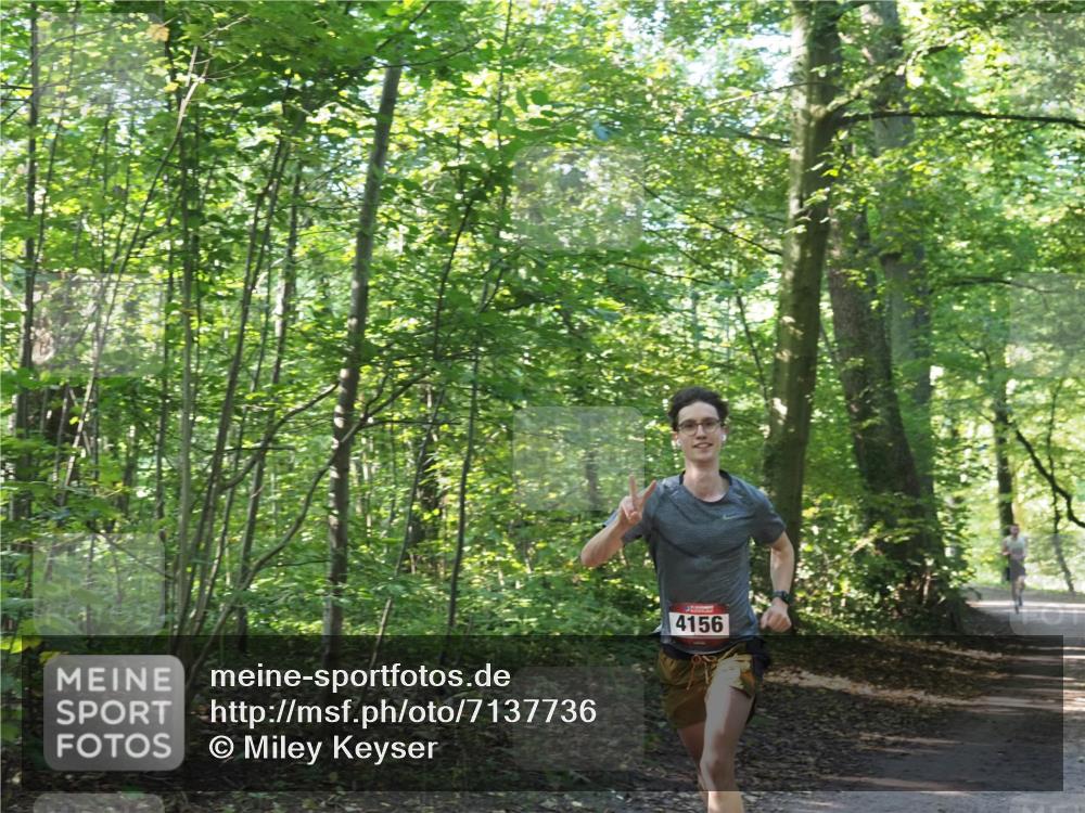 22.09.2024 - 32. Volkslauf durch das schöne Alstertal Miley Keyser http://msf.ph/oto/7137736 22.09.2024 10:16:28 Laufen 4156 meine-sportfotos.de