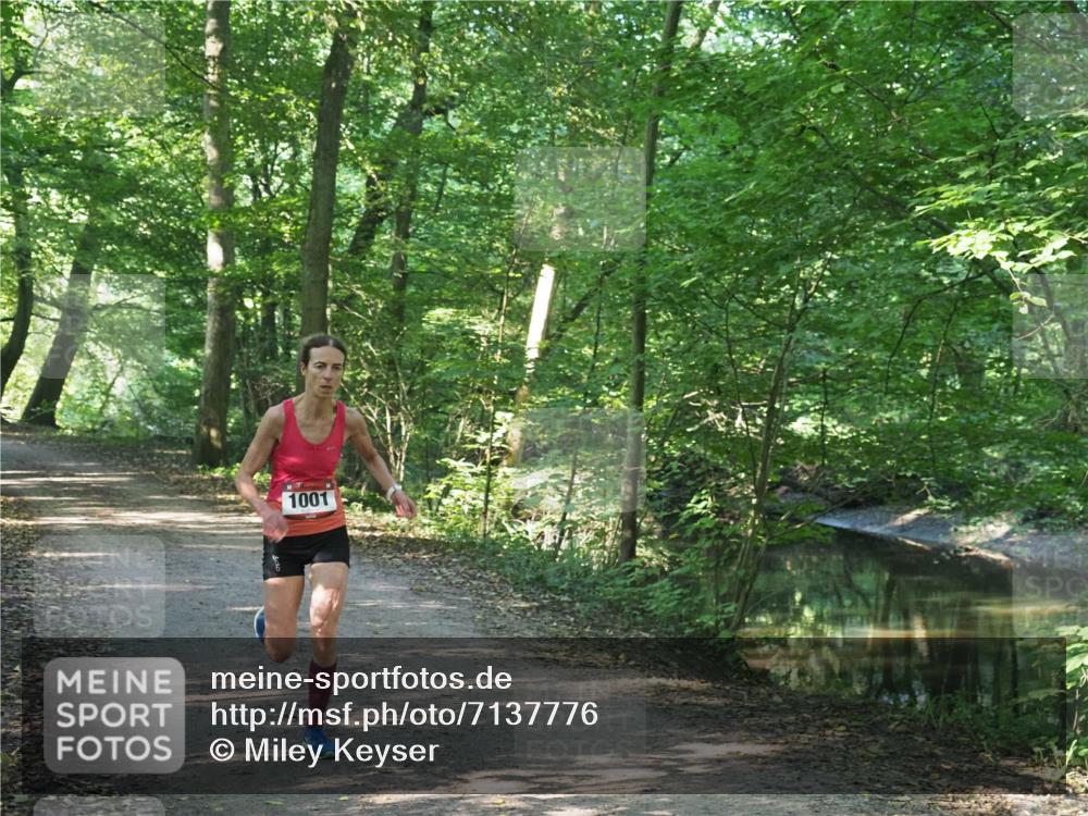 22.09.2024 - 32. Volkslauf durch das schöne Alstertal Miley Keyser http://msf.ph/oto/7137776 22.09.2024 10:15:39 Laufen 1001 meine-sportfotos.de