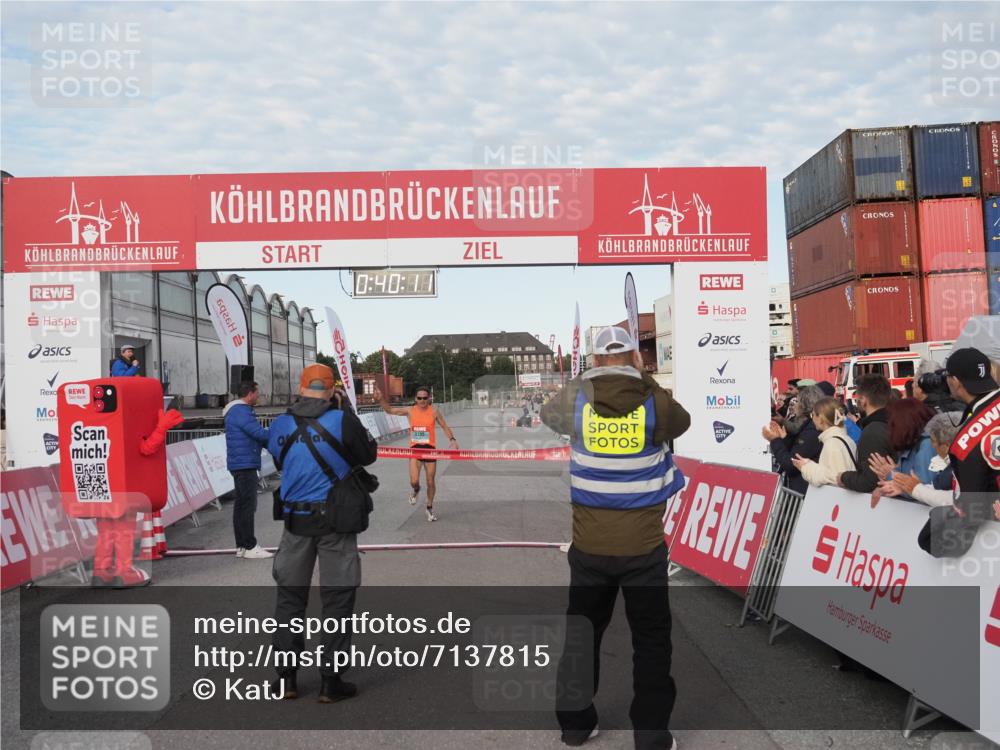 03.10.2024 - Köhlbrandbrückenlauf KatJ http://msf.ph/oto/7137815 03.10.2024 09:39:59 Ziel 3735 meine-sportfotos.de
