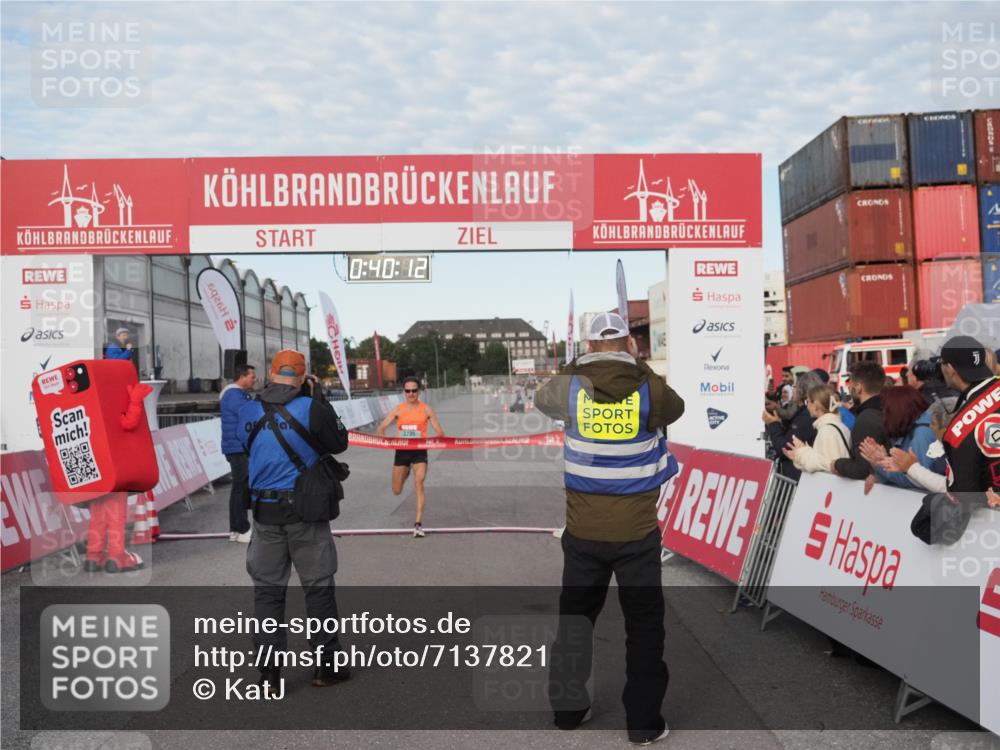 03.10.2024 - Köhlbrandbrückenlauf KatJ http://msf.ph/oto/7137821 03.10.2024 09:39:59 Ziel 3735 meine-sportfotos.de