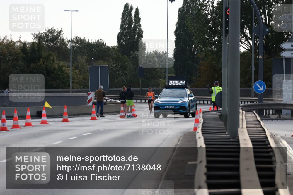 03.10.2024 - Köhlbrandbrückenlauf Luisa Fischer http://msf.ph/oto/7138048 03.10.2024 09:08:08 Position 3 8, 08, 24, 124 meine-sportfotos.de
