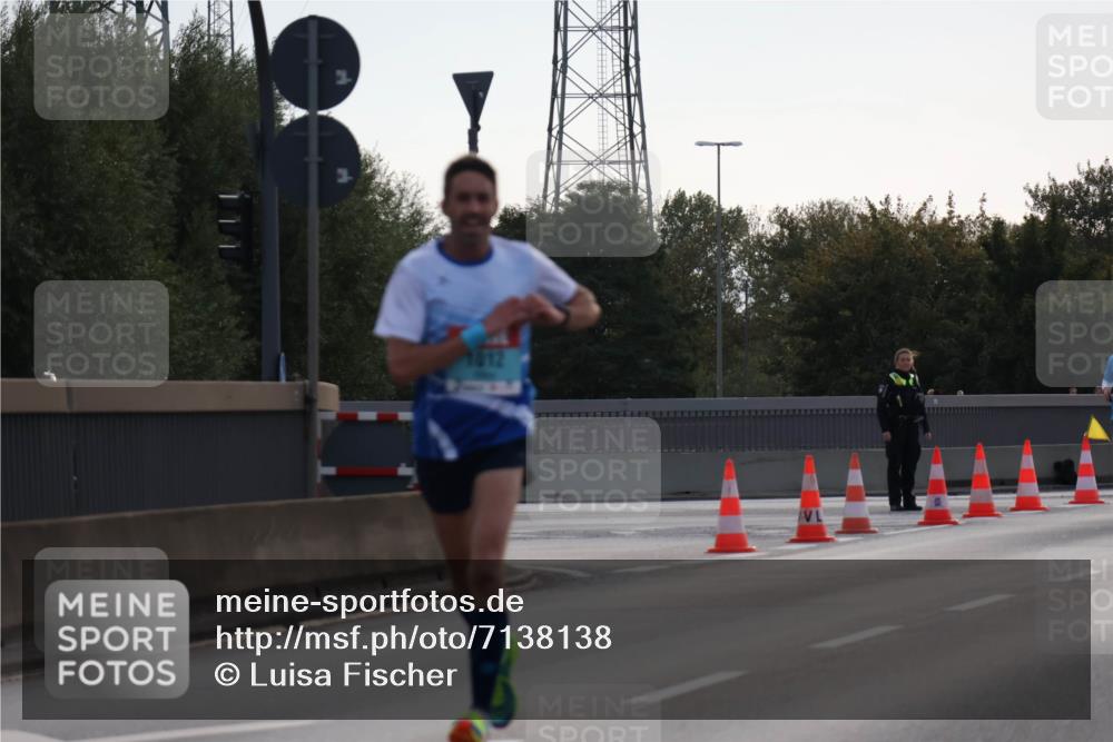 03.10.2024 - Köhlbrandbrückenlauf Luisa Fischer http://msf.ph/oto/7138138 03.10.2024 09:09:29 Position 3 1012 meine-sportfotos.de