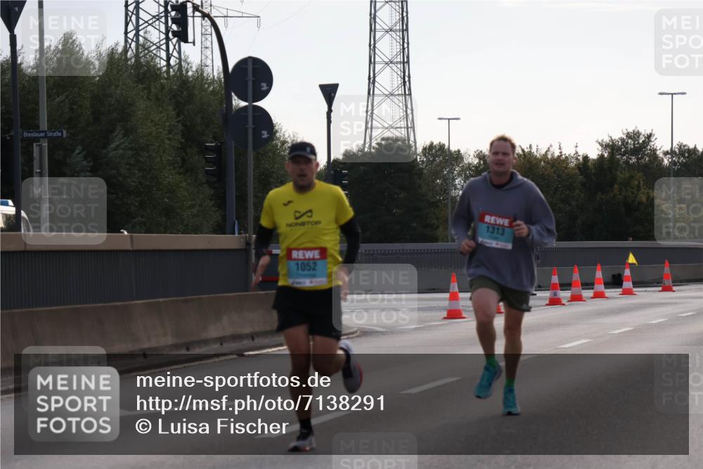 03.10.2024 - Köhlbrandbrückenlauf Luisa Fischer http://msf.ph/oto/7138291 03.10.2024 09:10:31 Position 3 1313, 1052 meine-sportfotos.de