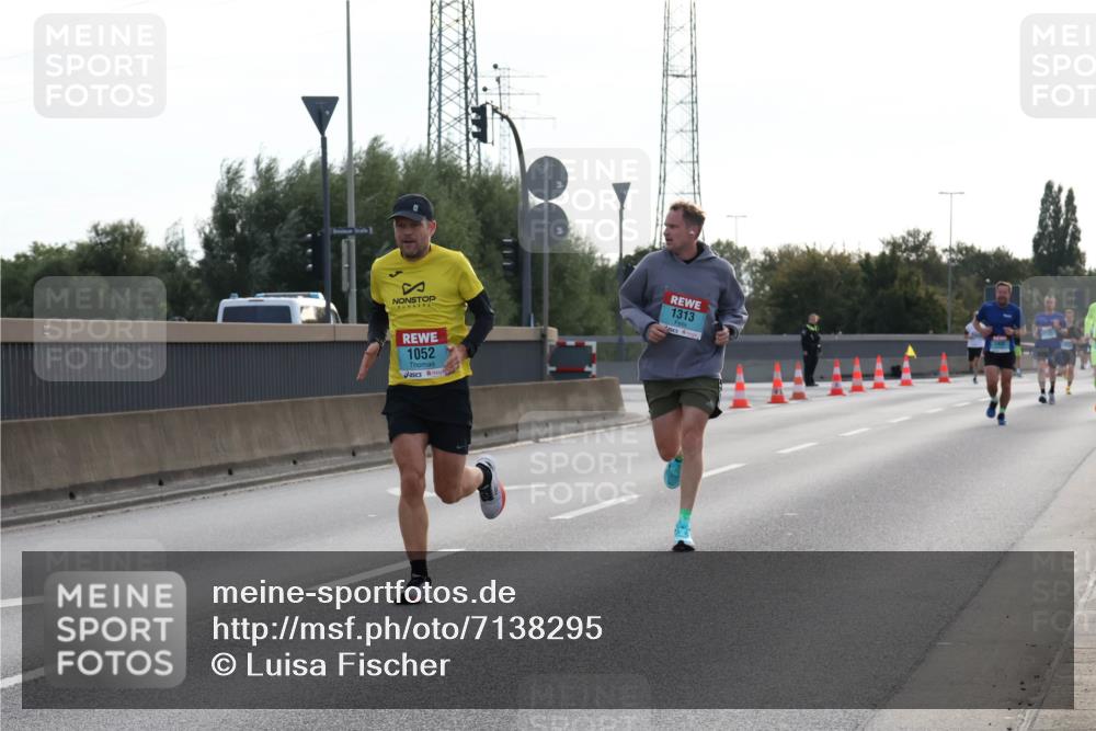 03.10.2024 - Köhlbrandbrückenlauf Luisa Fischer http://msf.ph/oto/7138295 03.10.2024 09:10:32 Position 3 1052, 1313 meine-sportfotos.de
