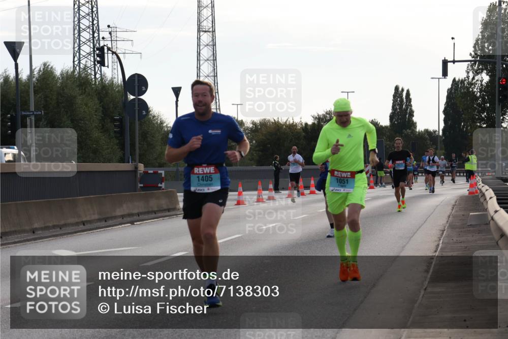 03.10.2024 - Köhlbrandbrückenlauf Luisa Fischer http://msf.ph/oto/7138303 03.10.2024 09:10:39 Position 3 1405, 1051, 2673 meine-sportfotos.de