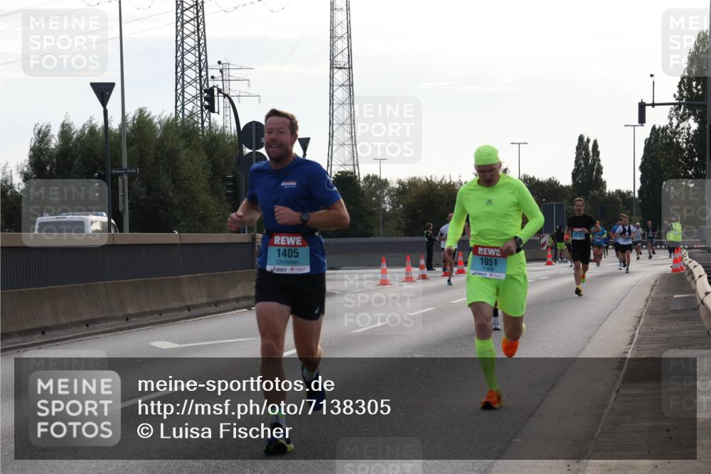 03.10.2024 - Köhlbrandbrückenlauf Luisa Fischer http://msf.ph/oto/7138305 03.10.2024 09:10:40 Position 3 1405, 1051 meine-sportfotos.de