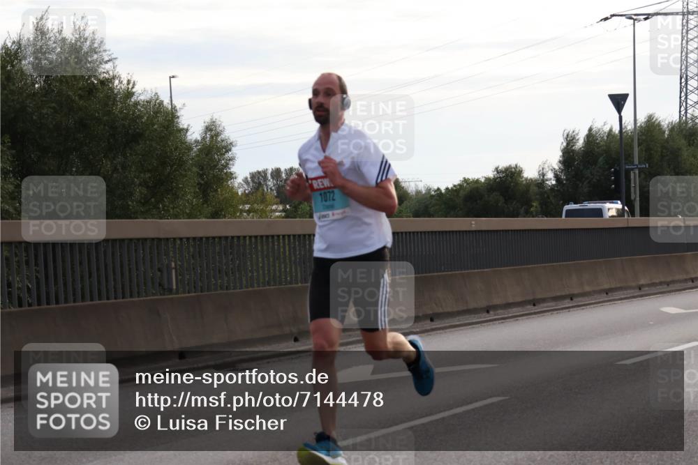 03.10.2024 - Köhlbrandbrückenlauf Luisa Fischer http://msf.ph/oto/7144478 03.10.2024 09:10:52 Position 3 1072 meine-sportfotos.de