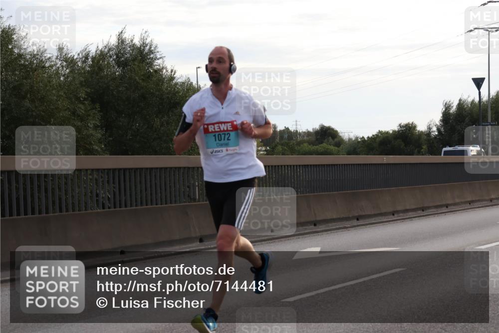 03.10.2024 - Köhlbrandbrückenlauf Luisa Fischer http://msf.ph/oto/7144481 03.10.2024 09:10:53 Position 3 1072 meine-sportfotos.de