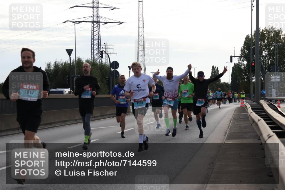 03.10.2024 - Köhlbrandbrückenlauf Luisa Fischer http://msf.ph/oto/7144599 03.10.2024 09:11:31 Position 3 1017, 2097, 1155, 2085, 1423, 1158, 1316 meine-sportfotos.de