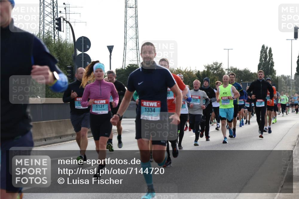 03.10.2024 - Köhlbrandbrückenlauf Luisa Fischer http://msf.ph/oto/7144720 03.10.2024 09:11:53 Position 3 10, 1131, 1334, 8, 163, 1139, 2659, 1413, 1109, 1437 meine-sportfotos.de