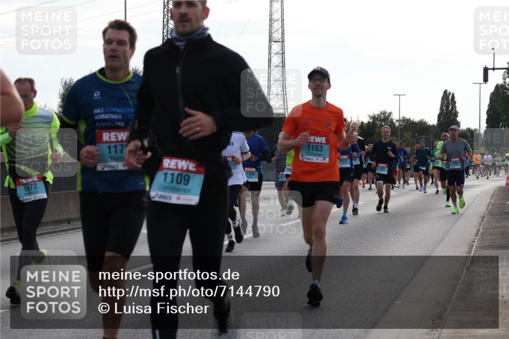 03.10.2024 - Köhlbrandbrückenlauf Luisa Fischer http://msf.ph/oto/7144790 03.10.2024 09:12:00 Position 3 1472, 3, 117, 1109, 1121, 1250, 1163, 1413, 1437 meine-sportfotos.de