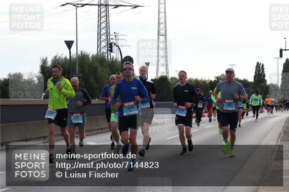 03.10.2024 - Köhlbrandbrückenlauf Luisa Fischer http://msf.ph/oto/7144823 03.10.2024 09:12:04 Position 3 1250, 1162, 1413, 1437, 1307, 1327 meine-sportfotos.de