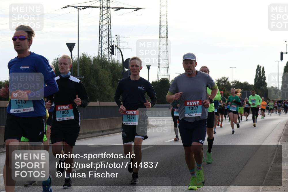 03.10.2024 - Köhlbrandbrückenlauf Luisa Fischer http://msf.ph/oto/7144837 03.10.2024 09:12:05 Position 3 1413, 1068, 1437, 1307, 1327 meine-sportfotos.de