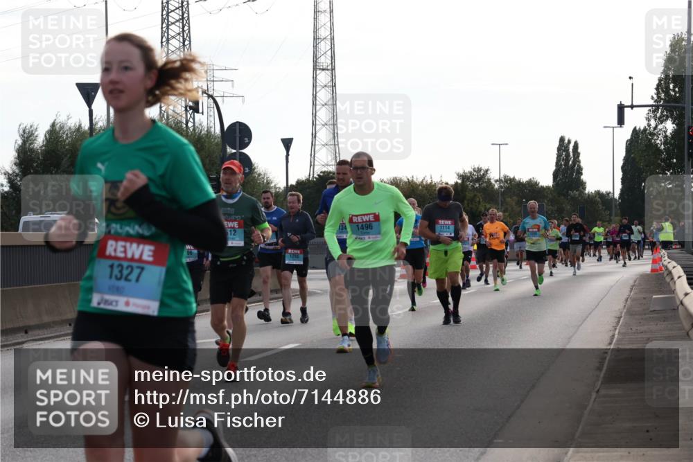 03.10.2024 - Köhlbrandbrückenlauf Luisa Fischer http://msf.ph/oto/7144886 03.10.2024 09:12:13 Position 3 1327, 06, 12, 1255, 1496, 1114 meine-sportfotos.de