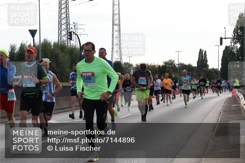 03.10.2024 - Köhlbrandbrückenlauf Luisa Fischer http://msf.ph/oto/7144896 03.10.2024 09:12:14 Position 3 116, 1512, 112, 108, 1496, 1538, 1114, 42, 1268 meine-sportfotos.de