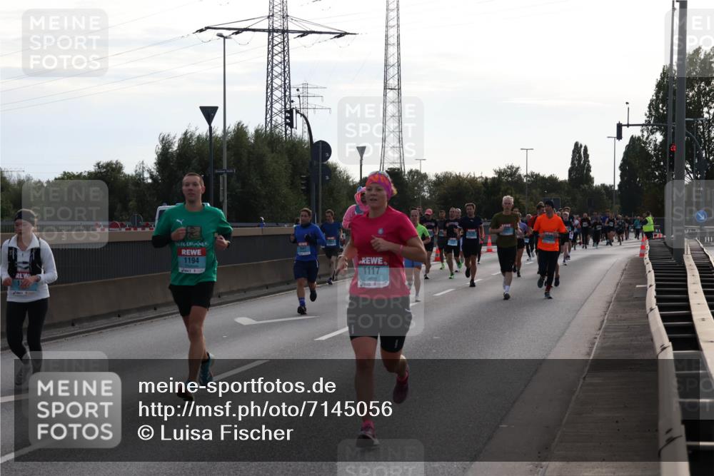 03.10.2024 - Köhlbrandbrückenlauf Luisa Fischer http://msf.ph/oto/7145056 03.10.2024 09:12:47 Position 3 1194 meine-sportfotos.de