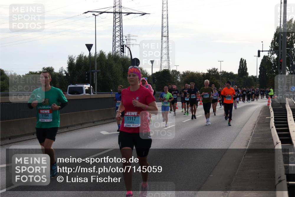 03.10.2024 - Köhlbrandbrückenlauf Luisa Fischer http://msf.ph/oto/7145059 03.10.2024 09:12:48 Position 3 1194, 1117 meine-sportfotos.de