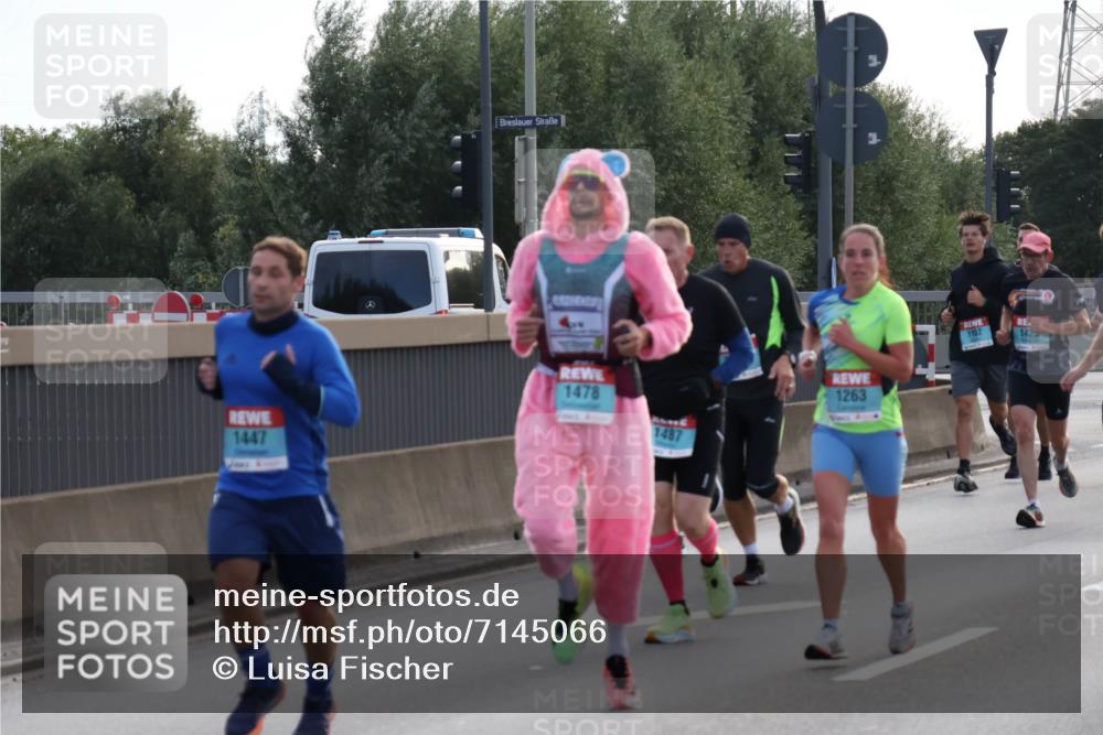 03.10.2024 - Köhlbrandbrückenlauf Luisa Fischer http://msf.ph/oto/7145066 03.10.2024 09:12:50 Position 3 1447, 1478, 1487, 1263, 1102, 1425 meine-sportfotos.de