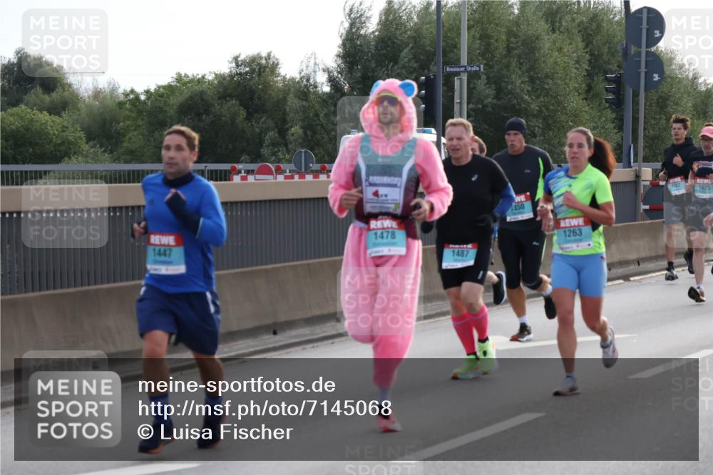 03.10.2024 - Köhlbrandbrückenlauf Luisa Fischer http://msf.ph/oto/7145068 03.10.2024 09:12:50 Position 3 1478, 1447, 1487, 350, 1263, 1102, 1425 meine-sportfotos.de