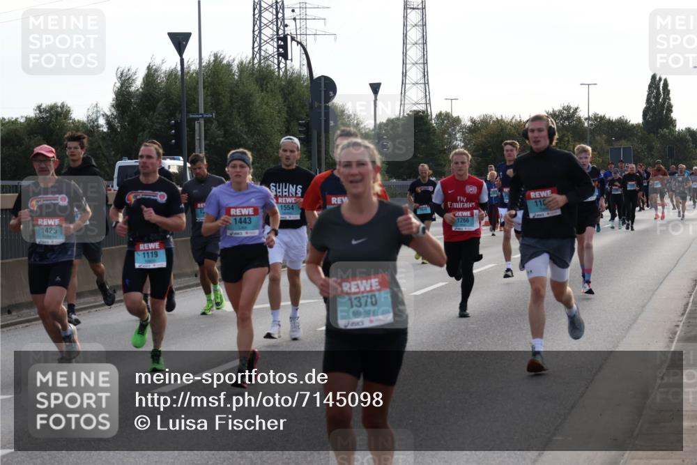 03.10.2024 - Köhlbrandbrückenlauf Luisa Fischer http://msf.ph/oto/7145098 03.10.2024 09:12:55 Position 3 1425, 1119, 13, 1443, 1554, 110, 1266, 1370 meine-sportfotos.de