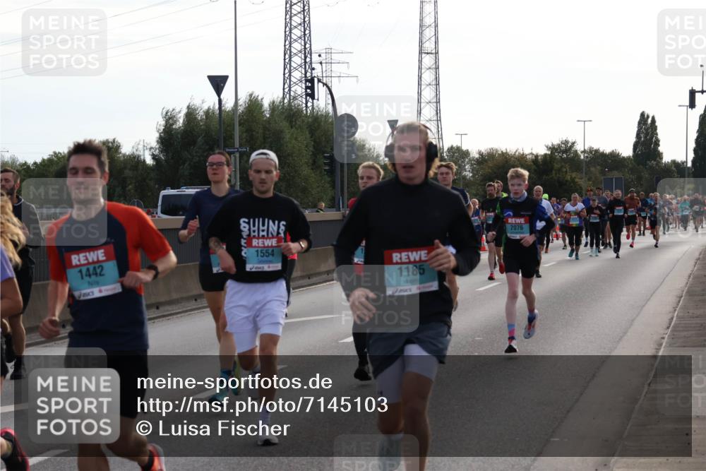 03.10.2024 - Köhlbrandbrückenlauf Luisa Fischer http://msf.ph/oto/7145103 03.10.2024 09:12:57 Position 3 1442, 1554, 1185, 2076 meine-sportfotos.de