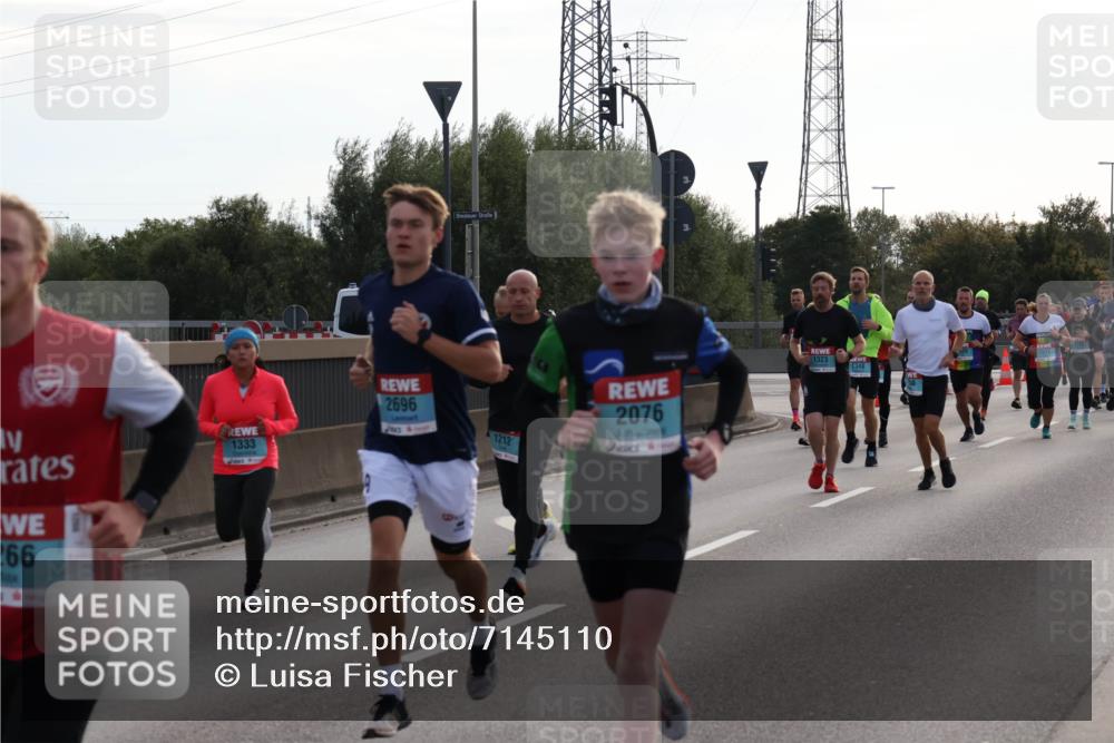 03.10.2024 - Köhlbrandbrückenlauf Luisa Fischer http://msf.ph/oto/7145110 03.10.2024 09:13:00 Position 3 1333, 266, 2696, 1212, 2076, 1323, 1517, 1348 meine-sportfotos.de