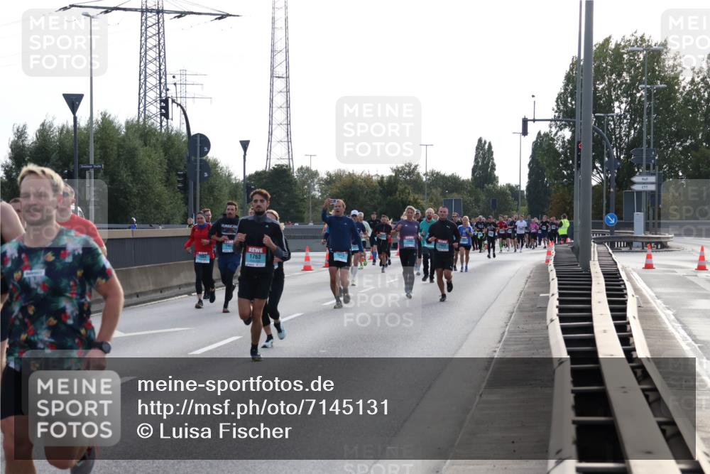 03.10.2024 - Köhlbrandbrückenlauf Luisa Fischer http://msf.ph/oto/7145131 03.10.2024 09:13:13 Position 3 1763 meine-sportfotos.de