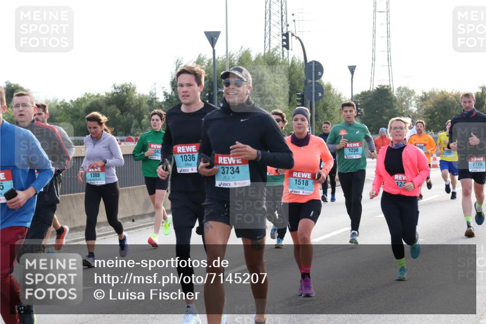 03.10.2024 - Köhlbrandbrückenlauf Luisa Fischer http://msf.ph/oto/7145207 03.10.2024 09:13:55 Position 3 1388, 563, 1036, 3734, 1518, 1238, 124, 2084, 2728 meine-sportfotos.de