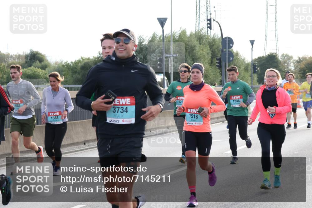 03.10.2024 - Köhlbrandbrückenlauf Luisa Fischer http://msf.ph/oto/7145211 03.10.2024 09:13:56 Position 3 1389, 1388, 3734, 123, 1518, 1238, 124 meine-sportfotos.de
