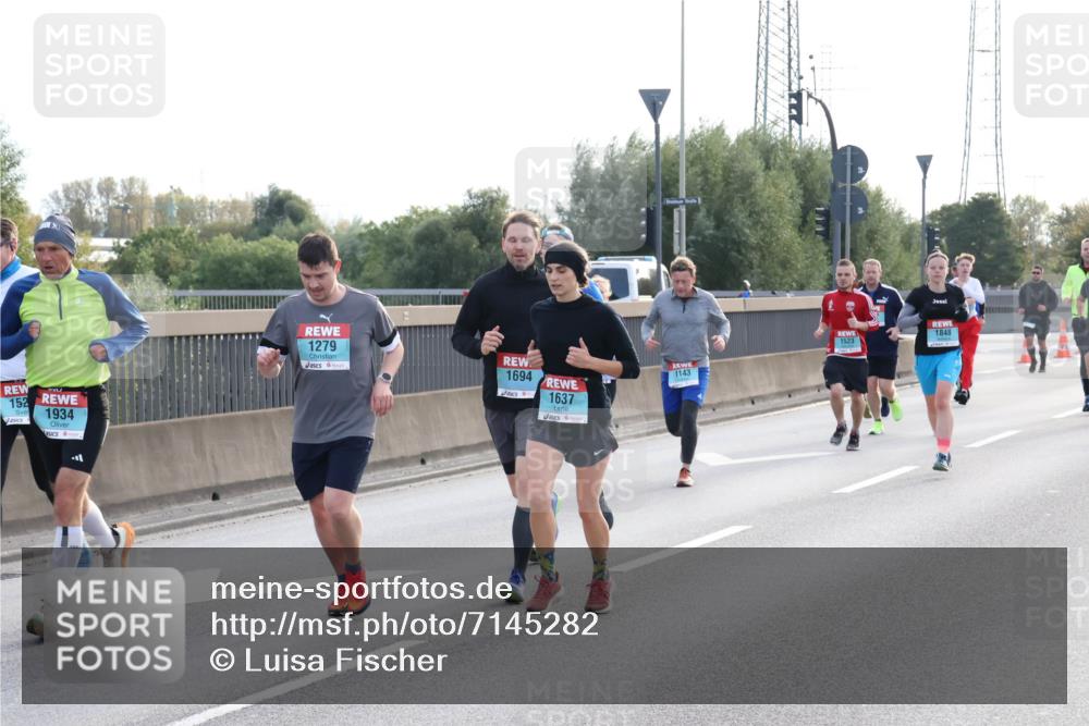 03.10.2024 - Köhlbrandbrückenlauf Luisa Fischer http://msf.ph/oto/7145282 03.10.2024 09:14:13 Position 3 152, 1934, 1279, 1694, 1637, 1848, 1523, 1143 meine-sportfotos.de