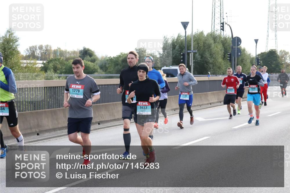 03.10.2024 - Köhlbrandbrückenlauf Luisa Fischer http://msf.ph/oto/7145283 03.10.2024 09:14:13 Position 3 34, 1279, 1637, 1848, 1523, 1143 meine-sportfotos.de