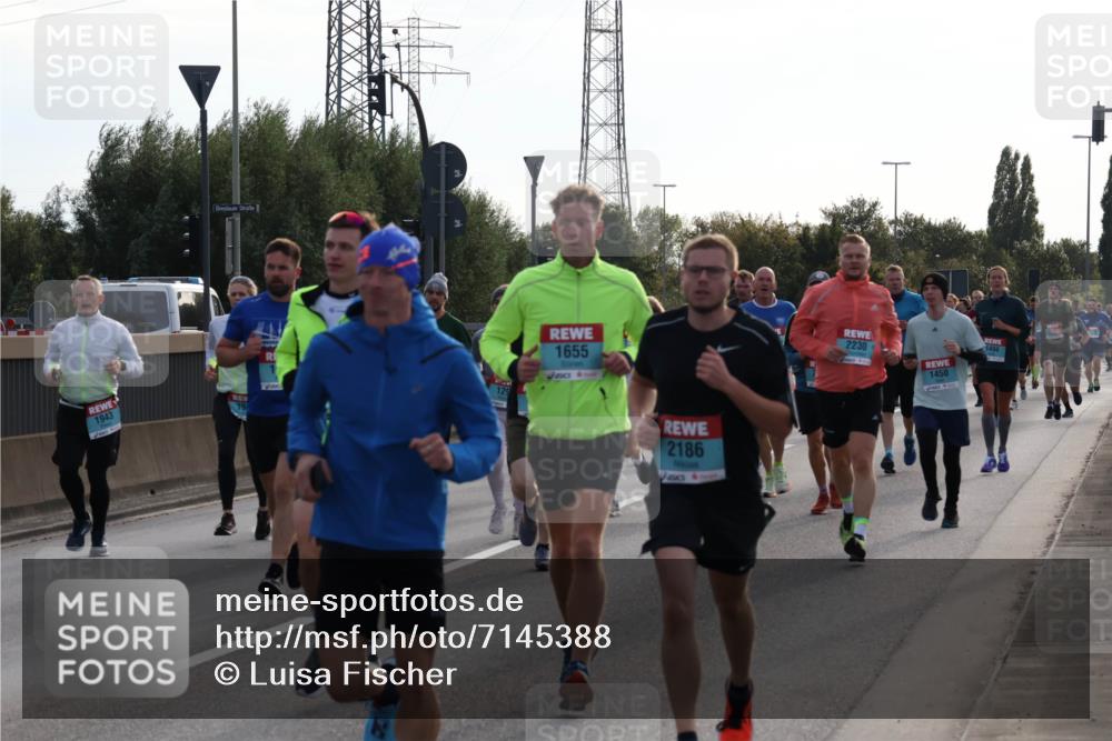 03.10.2024 - Köhlbrandbrückenlauf Luisa Fischer http://msf.ph/oto/7145388 03.10.2024 09:14:36 Position 3 1943, 129, 1655, 2186, 2230, 1450, 1494 meine-sportfotos.de