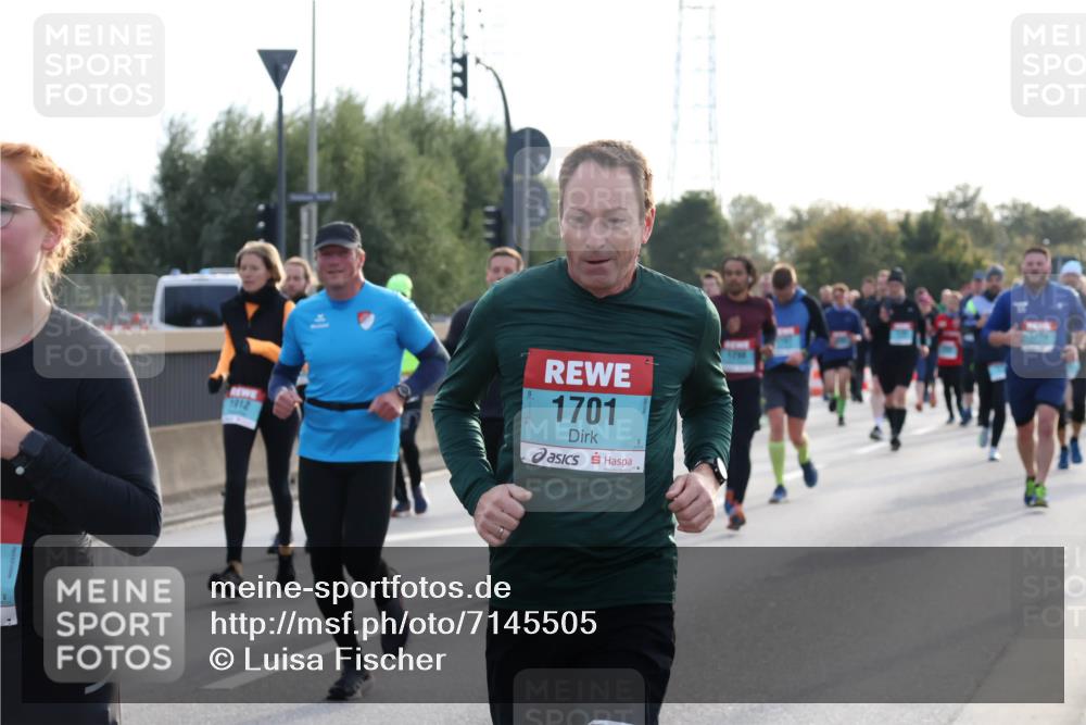 03.10.2024 - Köhlbrandbrückenlauf Luisa Fischer http://msf.ph/oto/7145505 03.10.2024 09:14:50 Position 3 1912, 1701 meine-sportfotos.de