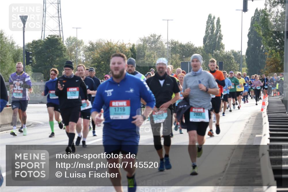 03.10.2024 - Köhlbrandbrückenlauf Luisa Fischer http://msf.ph/oto/7145520 03.10.2024 09:14:53 Position 3 1259, 191, 1762, 392, 1719, 2138, 2037 meine-sportfotos.de