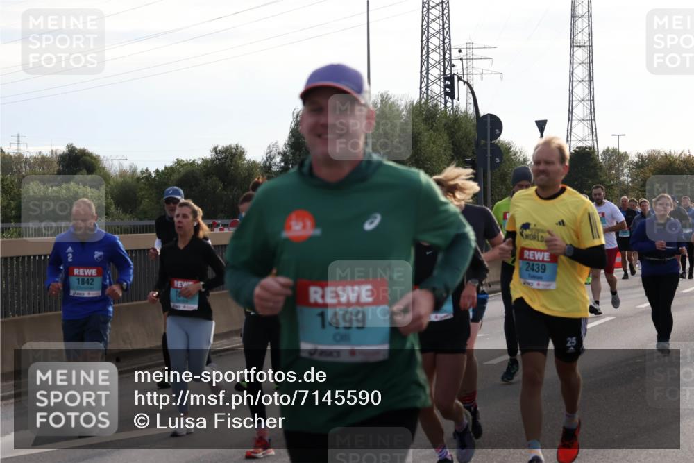03.10.2024 - Köhlbrandbrückenlauf Luisa Fischer http://msf.ph/oto/7145590 03.10.2024 09:15:12 Position 3 1842, 161, 1499, 6, 2439, 245 meine-sportfotos.de