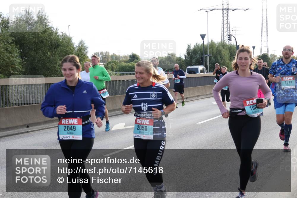 03.10.2024 - Köhlbrandbrückenlauf Luisa Fischer http://msf.ph/oto/7145618 03.10.2024 09:15:18 Position 3 1278, 2049, 2050, 190, 1513 meine-sportfotos.de